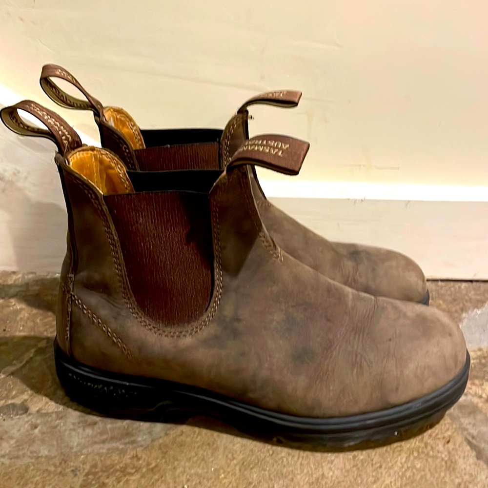 COPY - Rustic Brown Blundstones